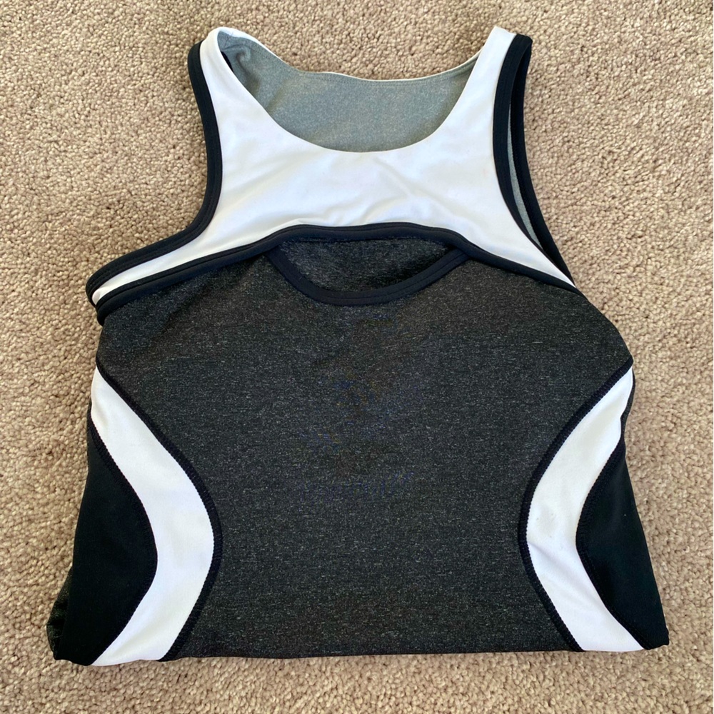 Activewear Top Size Small